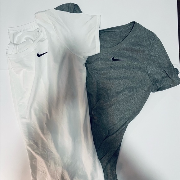 Nike Tops - Nike tee bundle